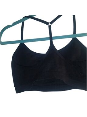 L | Black Seamless Sports Bra